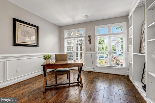 24168 SPRING MEADOW CIR, Aldie, VA 20105