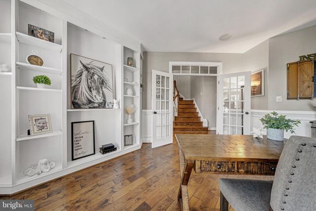 24168 SPRING MEADOW CIR, Aldie, VA 20105