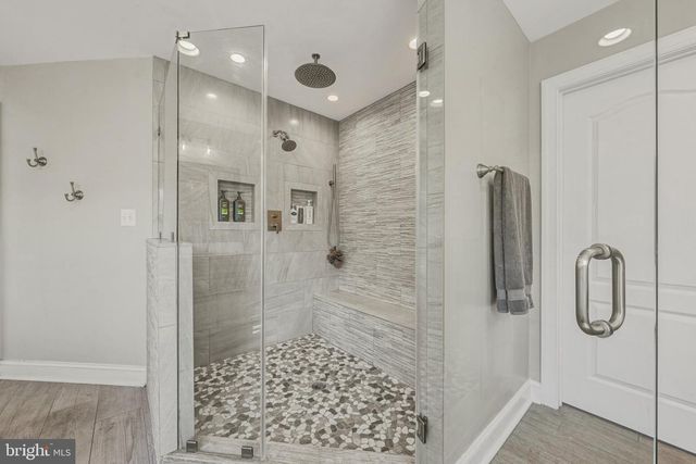 24168 SPRING MEADOW CIR, Aldie, VA 20105