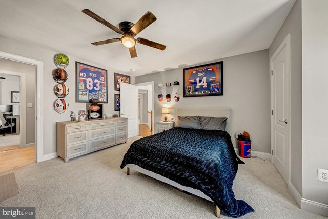 24168 SPRING MEADOW CIR, Aldie, VA 20105