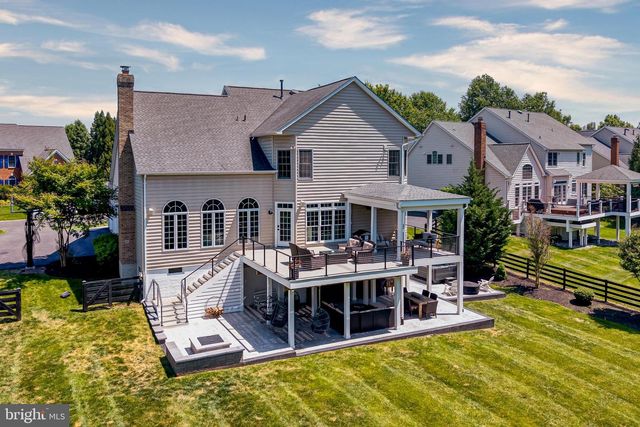 24168 SPRING MEADOW CIR, Aldie, VA 20105