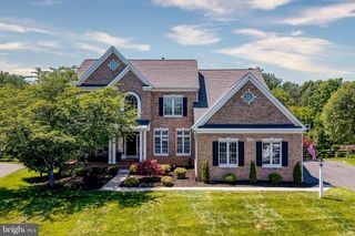 24168 SPRING MEADOW CIR, Aldie, VA 20105