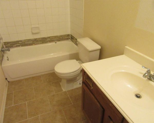 14122 Noahs Landing Lane, Houston, TX 77047