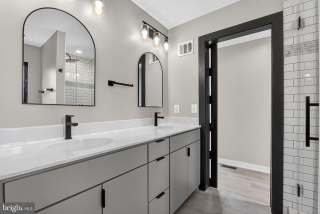 4101 SUPINLICK RIDGE RD, Mount Jackson, VA 22842