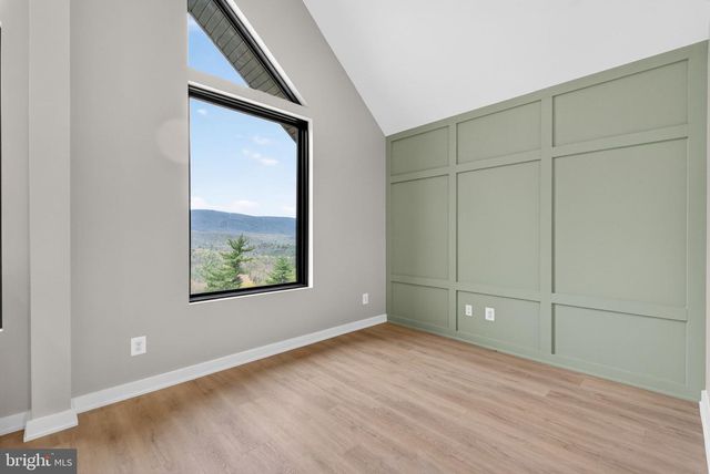 4101 SUPINLICK RIDGE RD, Mount Jackson, VA 22842