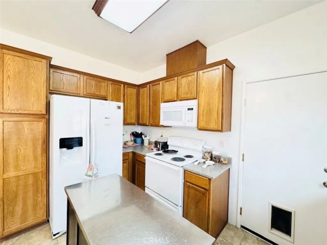 6213 Mariposa, 29 Palms, CA 92277