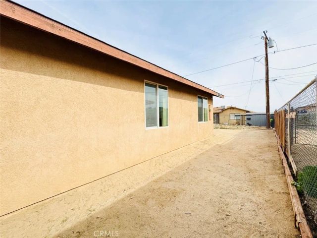 6213 Mariposa, 29 Palms, CA 92277