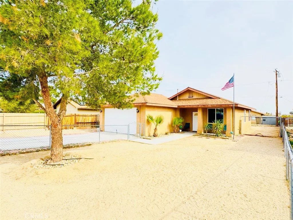 6213 Mariposa, 29 Palms, CA 92277