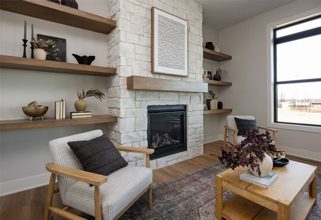 555 NW Mosaic Avenue, Waukee, IA 50263