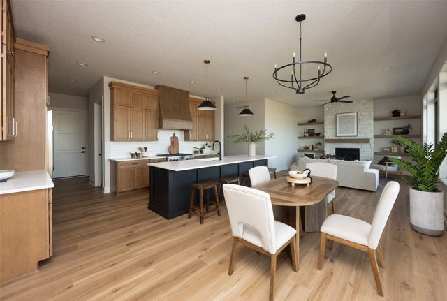 555 NW Mosaic Avenue, Waukee, IA 50263