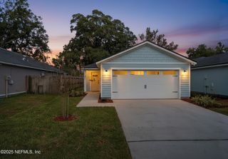 8513 DANDY Avenue, Jacksonville, FL 32211
