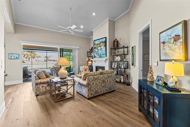 7715 CALLE FACIL, Sarasota, FL 34238