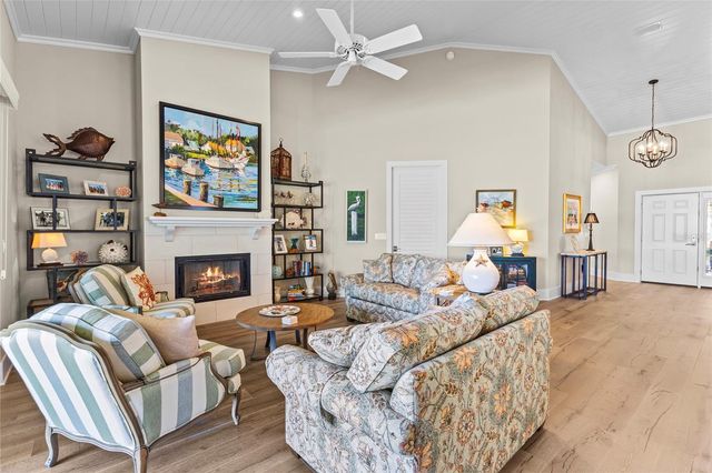 7715 CALLE FACIL, Sarasota, FL 34238