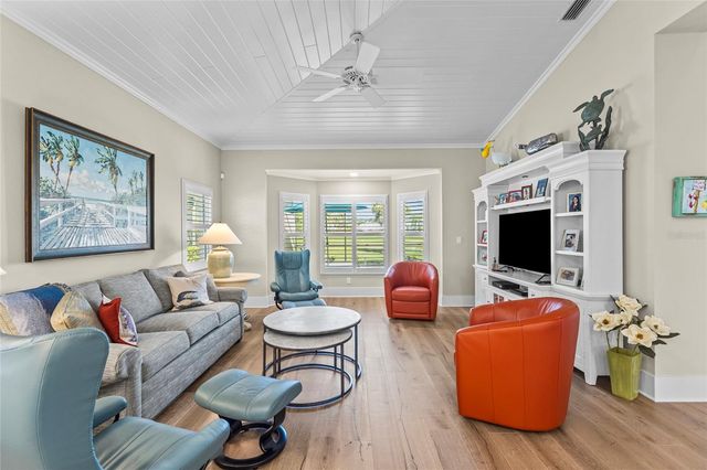 7715 CALLE FACIL, Sarasota, FL 34238