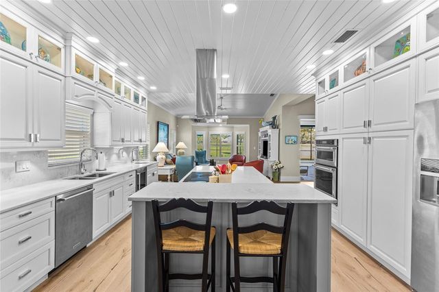 7715 CALLE FACIL, Sarasota, FL 34238