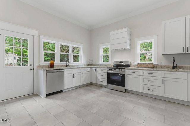 405 E Academy Street, Fuquay Varina, NC 27526