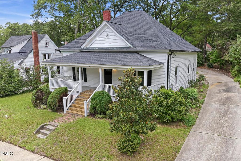 405 E Academy Street, Fuquay Varina, NC 27526
