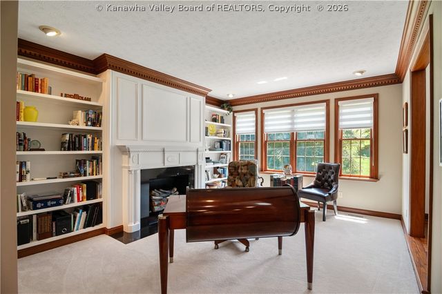 14 Stonegate Drive, Hurricane, WV 25526