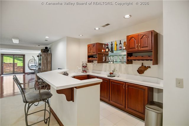 14 Stonegate Drive, Hurricane, WV 25526