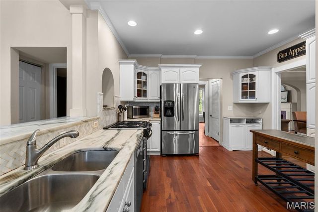 740 Fieldston Terrace, St Louis, MO 63119