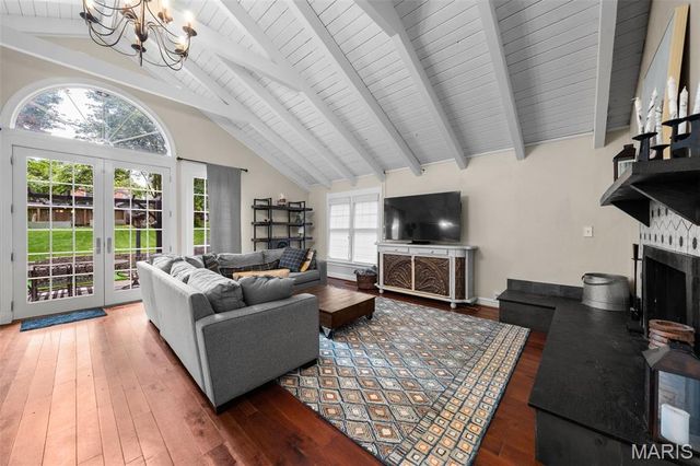 740 Fieldston Terrace, St Louis, MO 63119