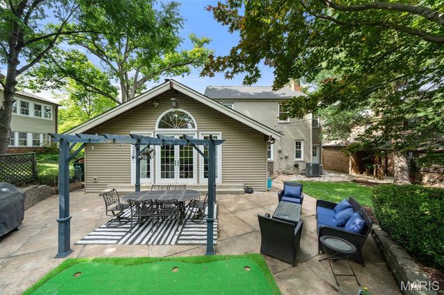 740 Fieldston Terrace, St Louis, MO 63119