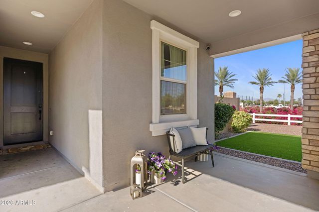 7548 E OLLA Avenue, Mesa, AZ 85212