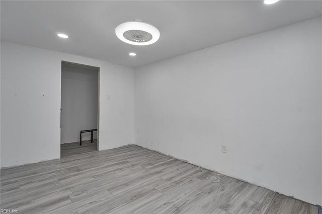 708 Sparrow RD, Chesapeake, VA 23325