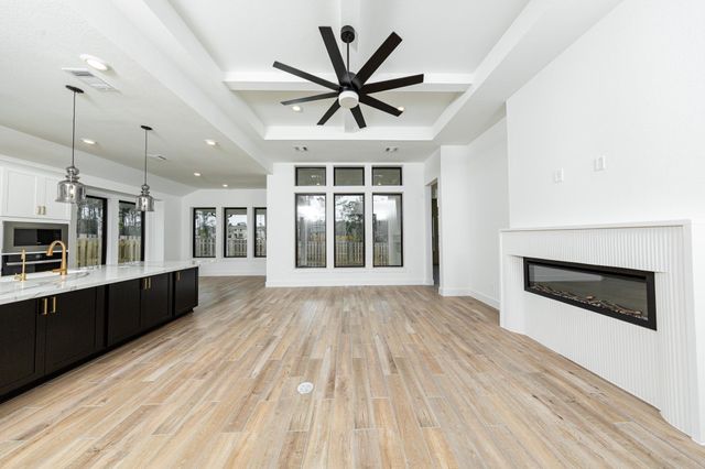41406 Threadgill Way, Montgomery, TX 77316
