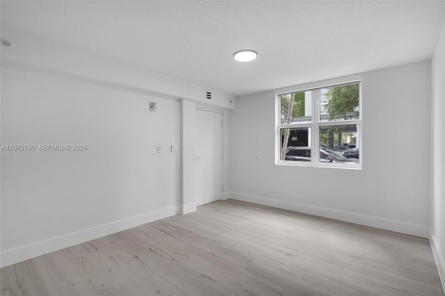 601 NE 23rd Street TH4, Miami, FL 33137