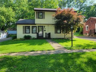 612 Cuyahoga Street, Kent, OH 44240