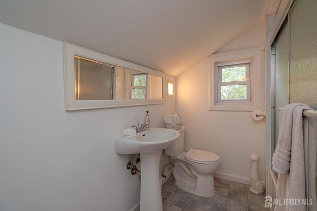 118 Vogel Place, Middlesex, NJ 08846