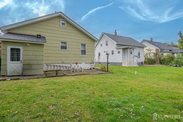 118 Vogel Place, Middlesex, NJ 08846