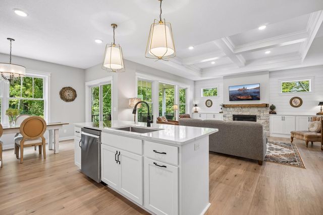 1891 Campfire Drive W, Waconia, MN 55387
