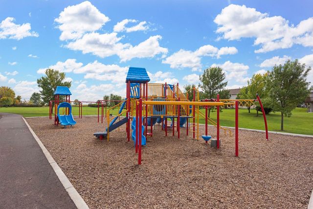 1891 Campfire Drive W, Waconia, MN 55387