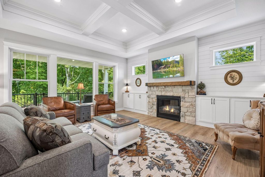 1891 Campfire Drive W, Waconia, MN 55387