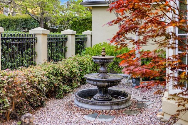 1215 Tournament Drive, Hillsborough, CA 94010