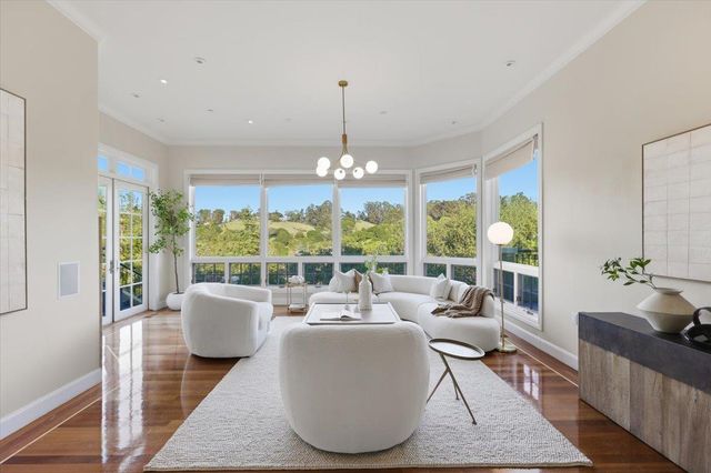 1215 Tournament Drive, Hillsborough, CA 94010