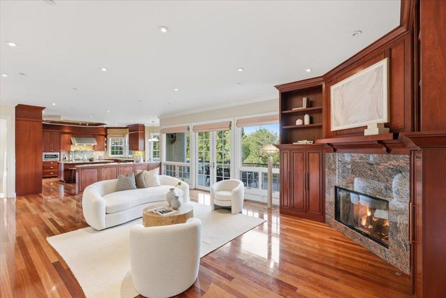 1215 Tournament Drive, Hillsborough, CA 94010