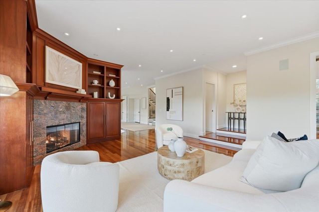 1215 Tournament Drive, Hillsborough, CA 94010