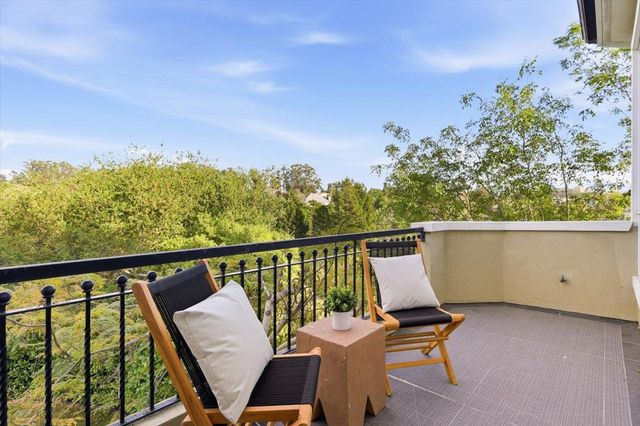 1215 Tournament Drive, Hillsborough, CA 94010