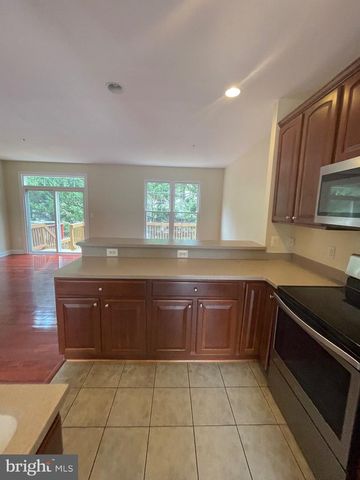 3916 BRYANT PARK CIR, Burtonsville, MD 20866