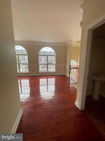 3916 BRYANT PARK CIR, Burtonsville, MD 20866