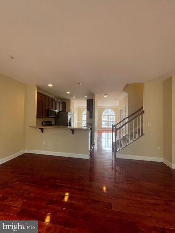 3916 BRYANT PARK CIR, Burtonsville, MD 20866