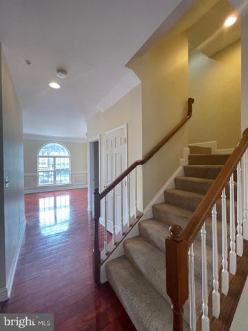 3916 BRYANT PARK CIR, Burtonsville, MD 20866