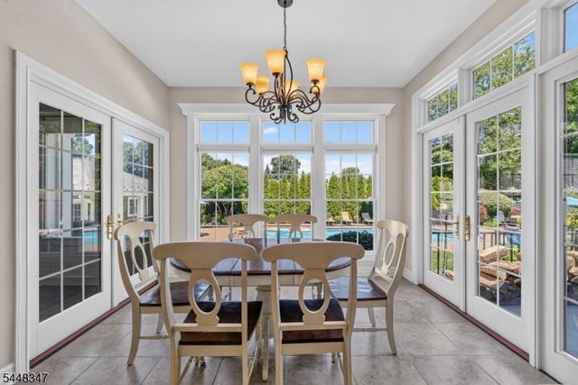 6 Park Ln, Jefferson Twp., NJ 07438