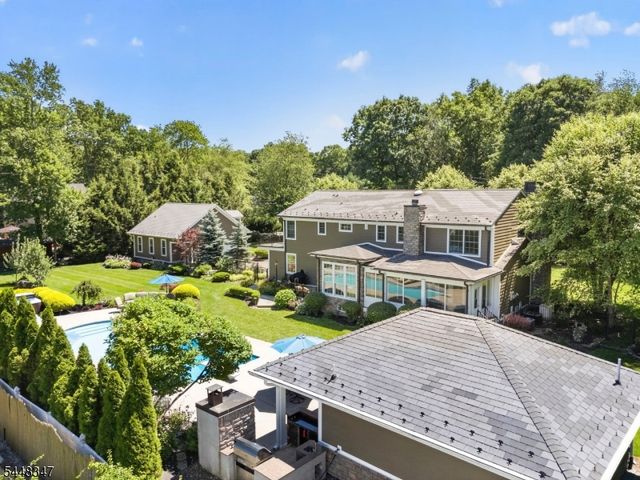 6 Park Ln, Jefferson Twp., NJ 07438