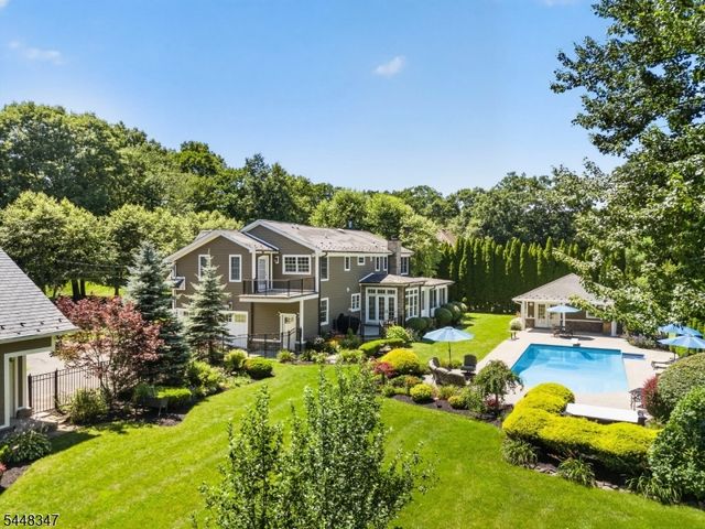 6 Park Ln, Jefferson Twp., NJ 07438