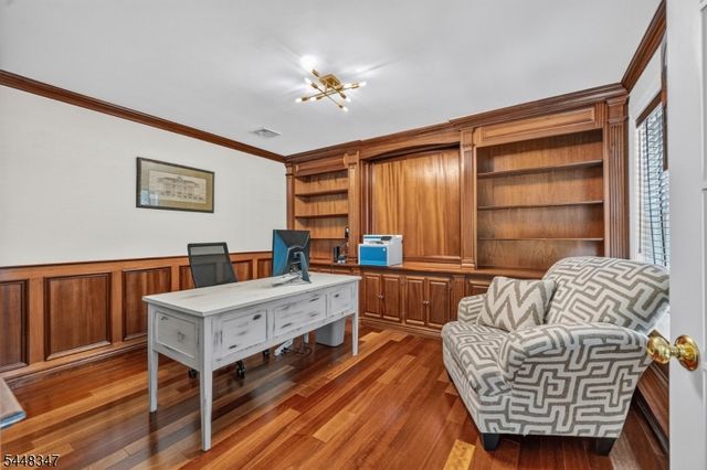 6 Park Ln, Jefferson Twp., NJ 07438