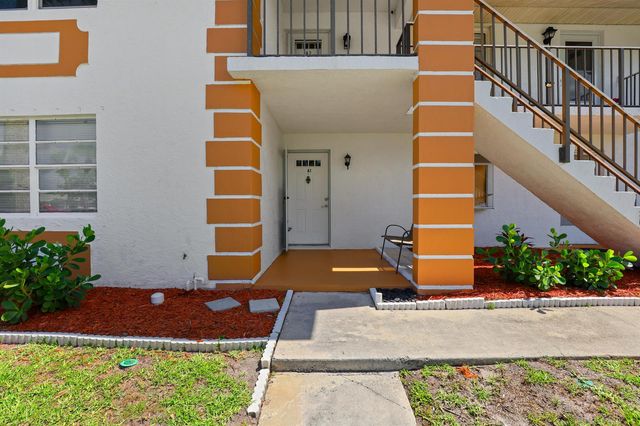 1221 S Lakes End Drive A 1, Fort Pierce, FL 34982